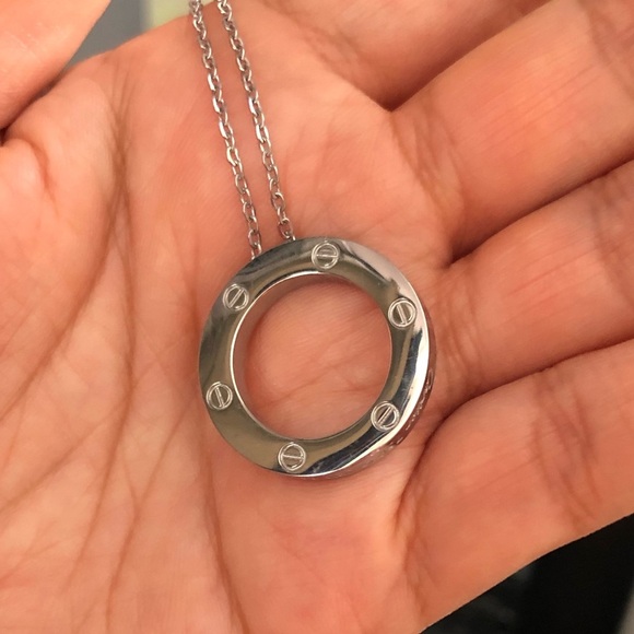 Screw Circle Pendant Necklace - Picture 7 of 12